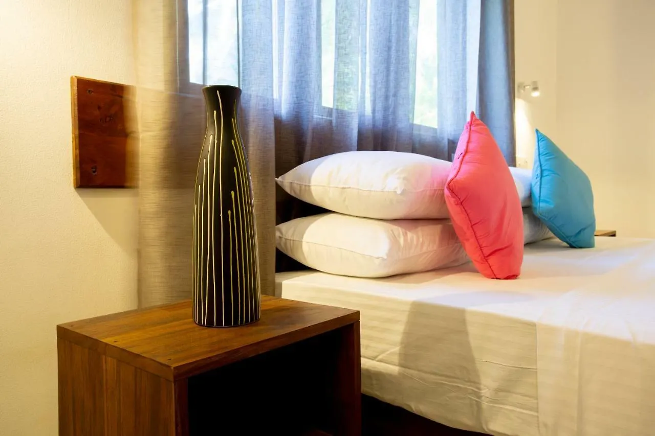 Villa Agoura Grand 니곰보 0*,  스리랑카